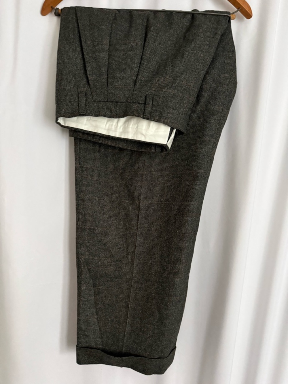 Kiton Plaid Two-Piece 100% Cashmere Suit Jacket and Pants set - Picture 11 of 16
